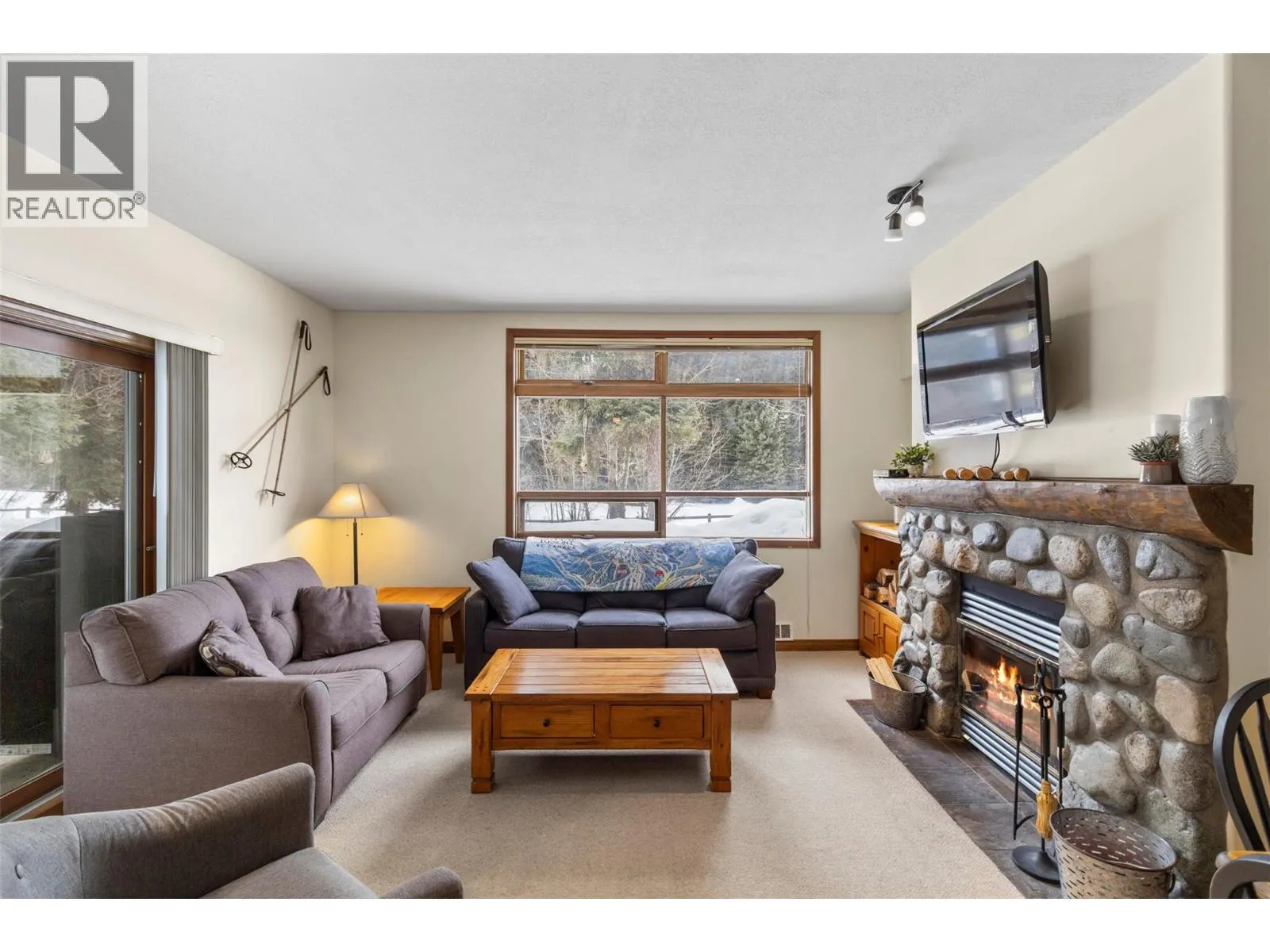 2140 Sun Peaks Road Unit# 15