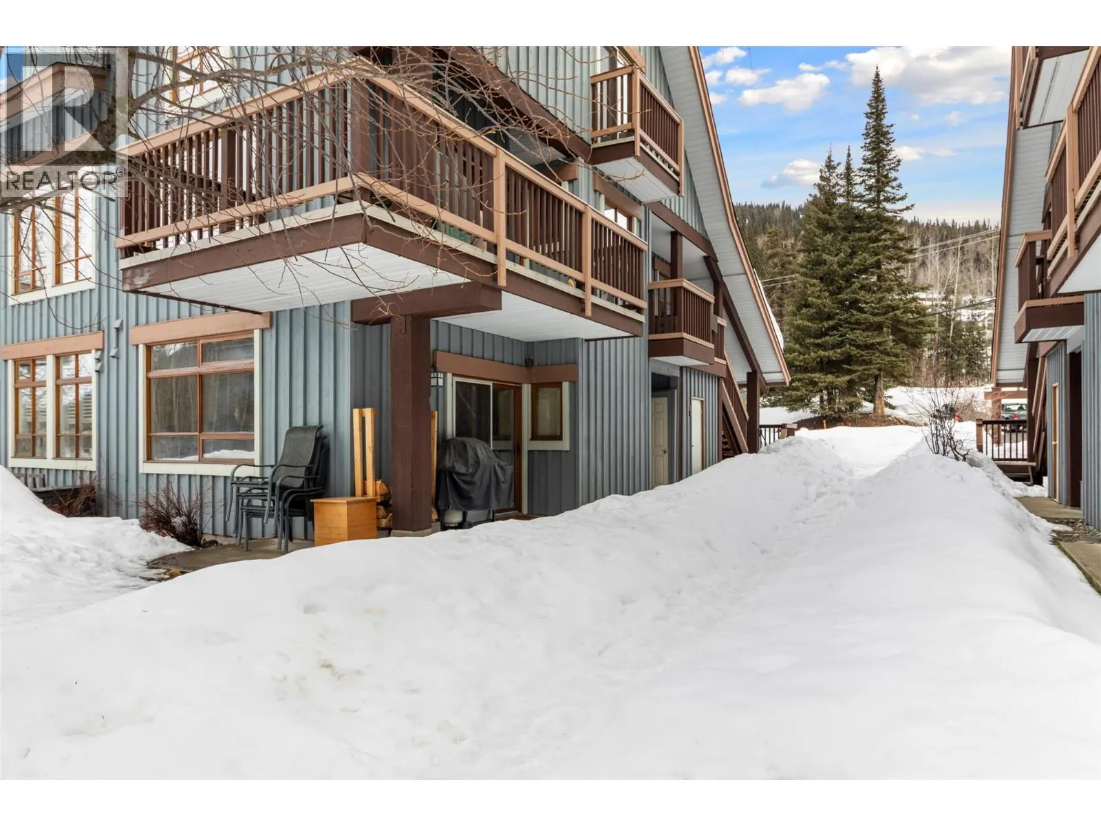 2140 Sun Peaks Road Unit# 15