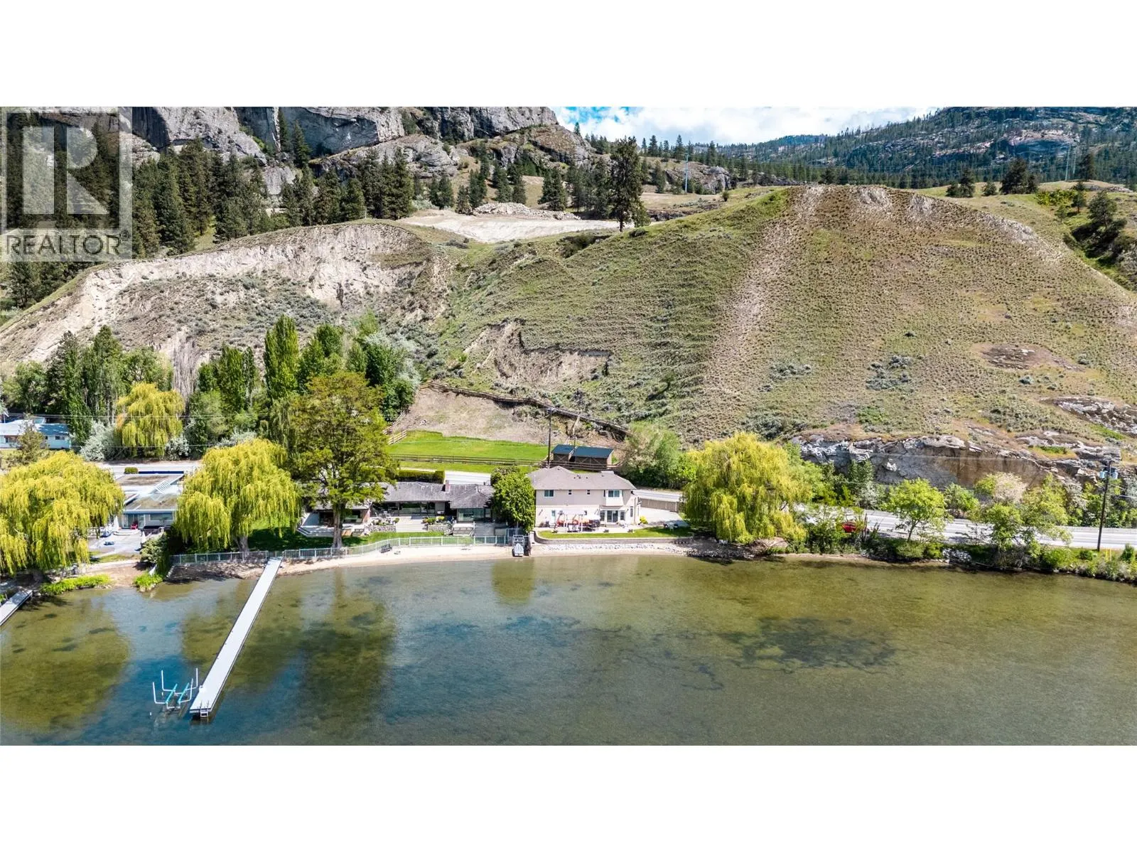 4597 Lakeside Road