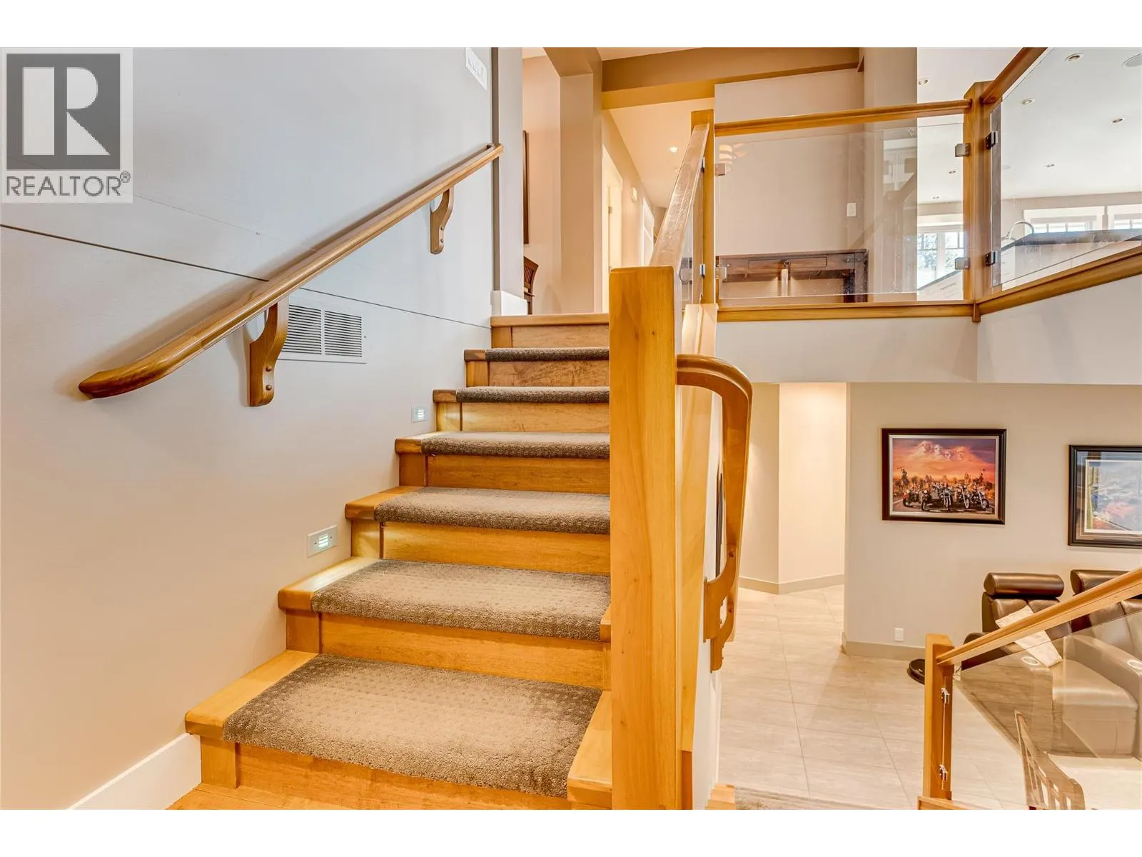 6054 Lynx Drive