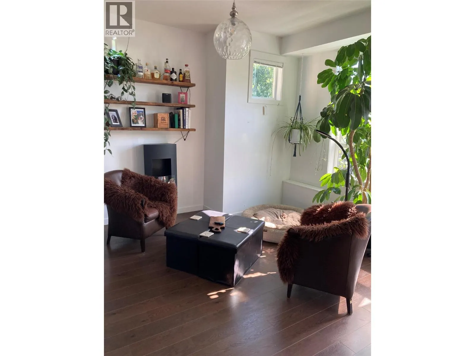 589 Boynton Place