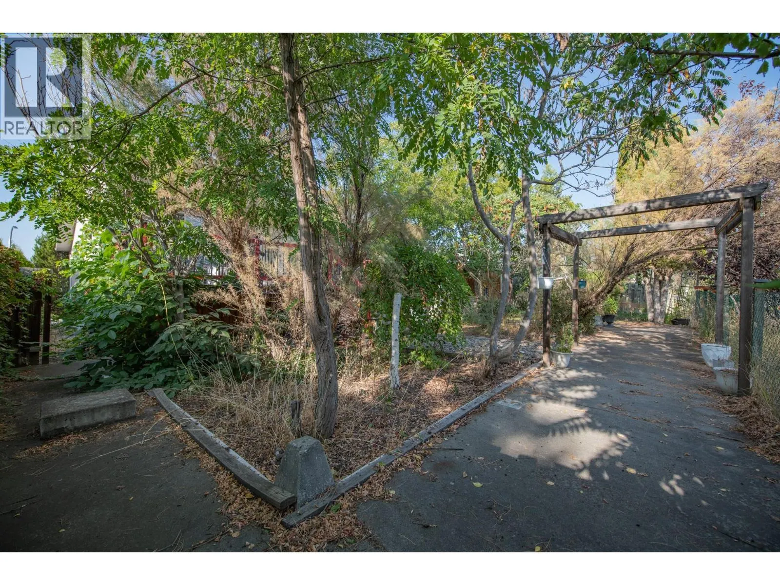 1504 Pottery Road