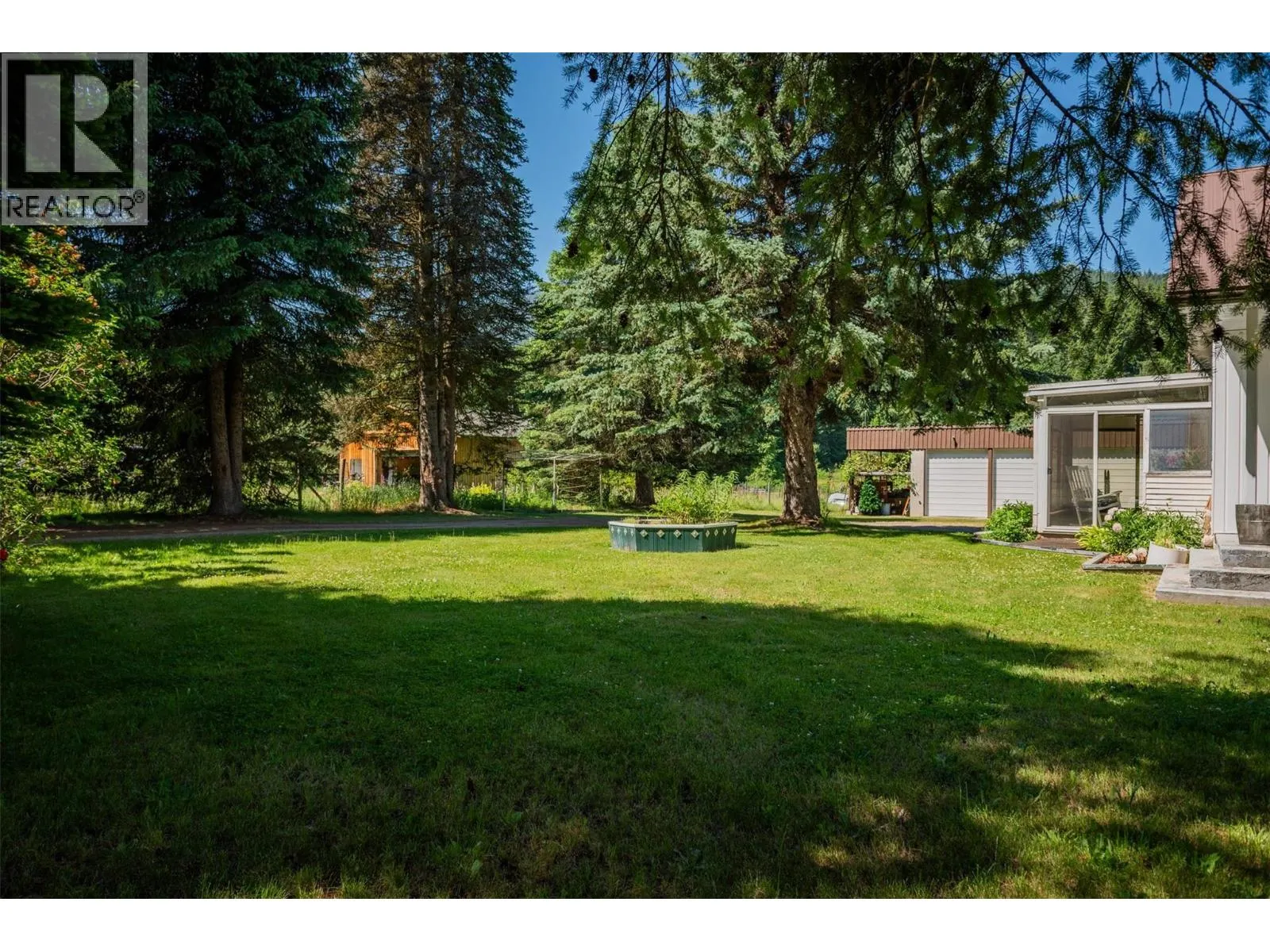 2645 Shoreacres Road