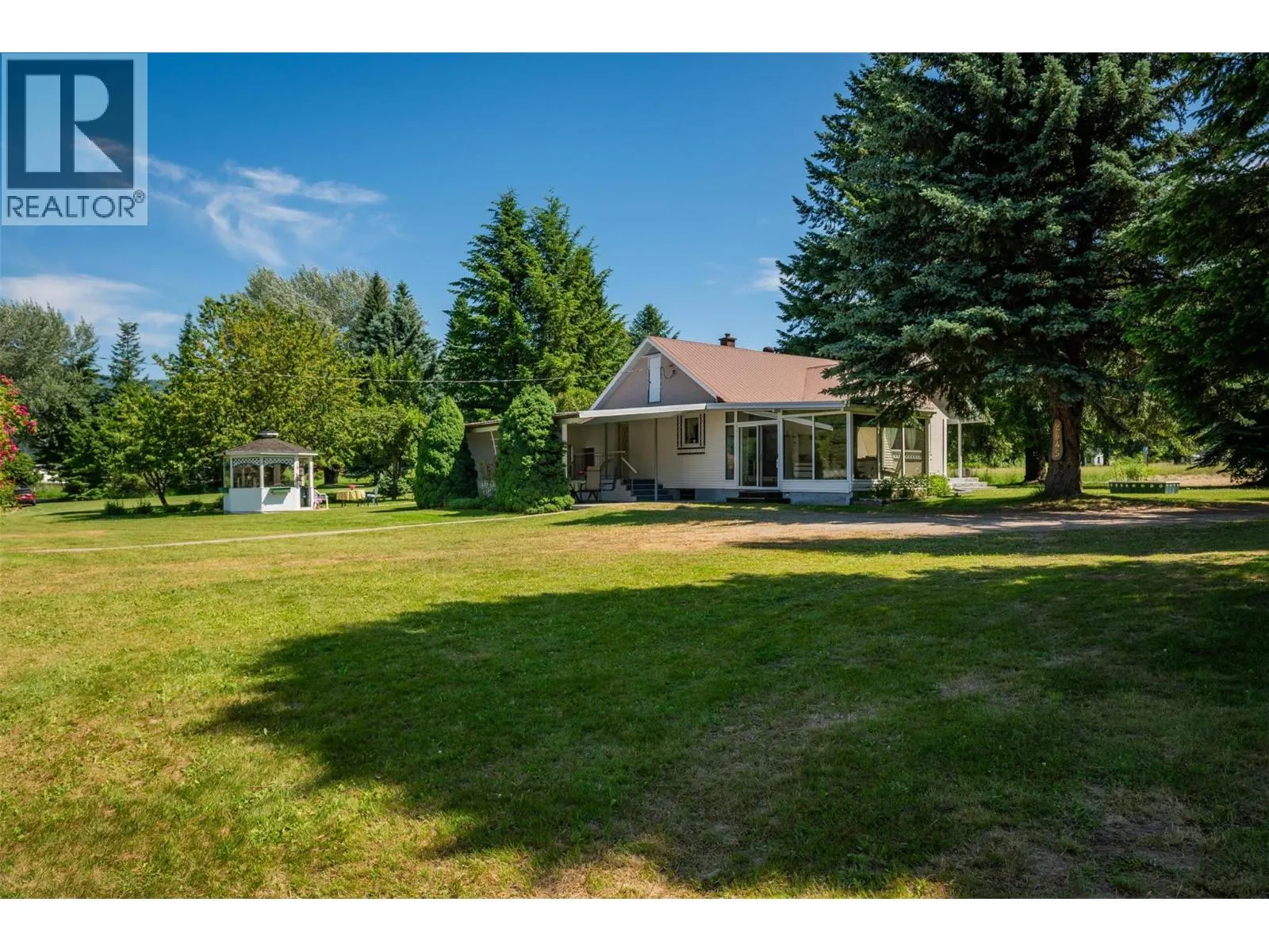 2645 Shoreacres Road