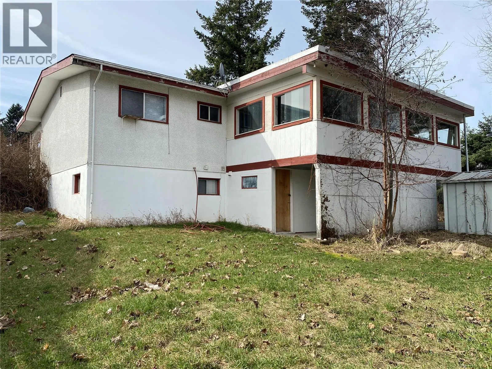 3605 20 Crescent
