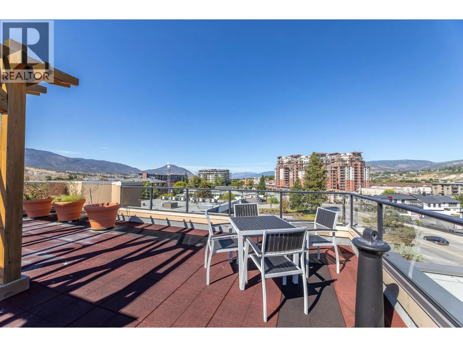 3589 Skaha Lake Road Unit# 204