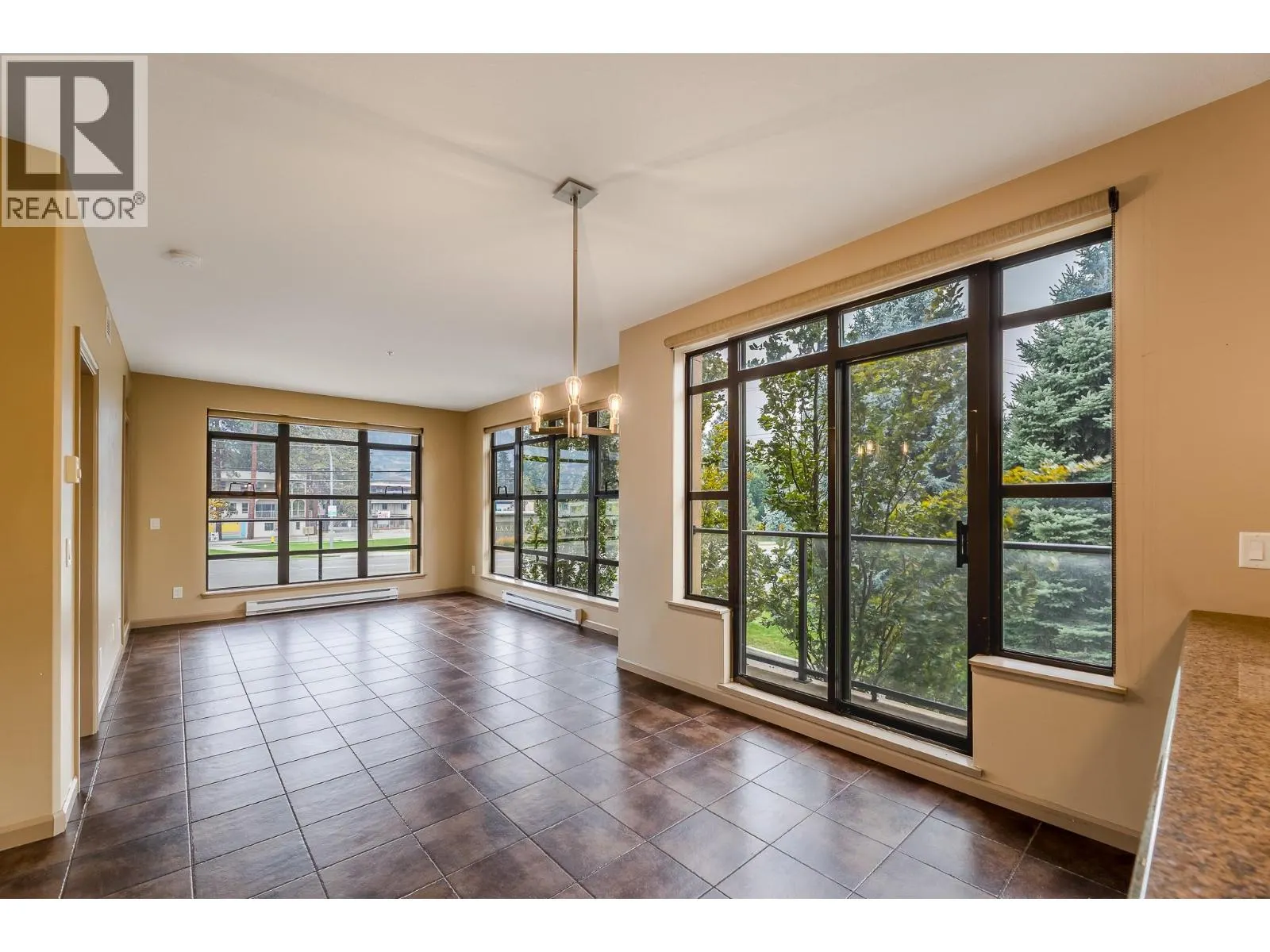 3589 Skaha Lake Road Unit# 204