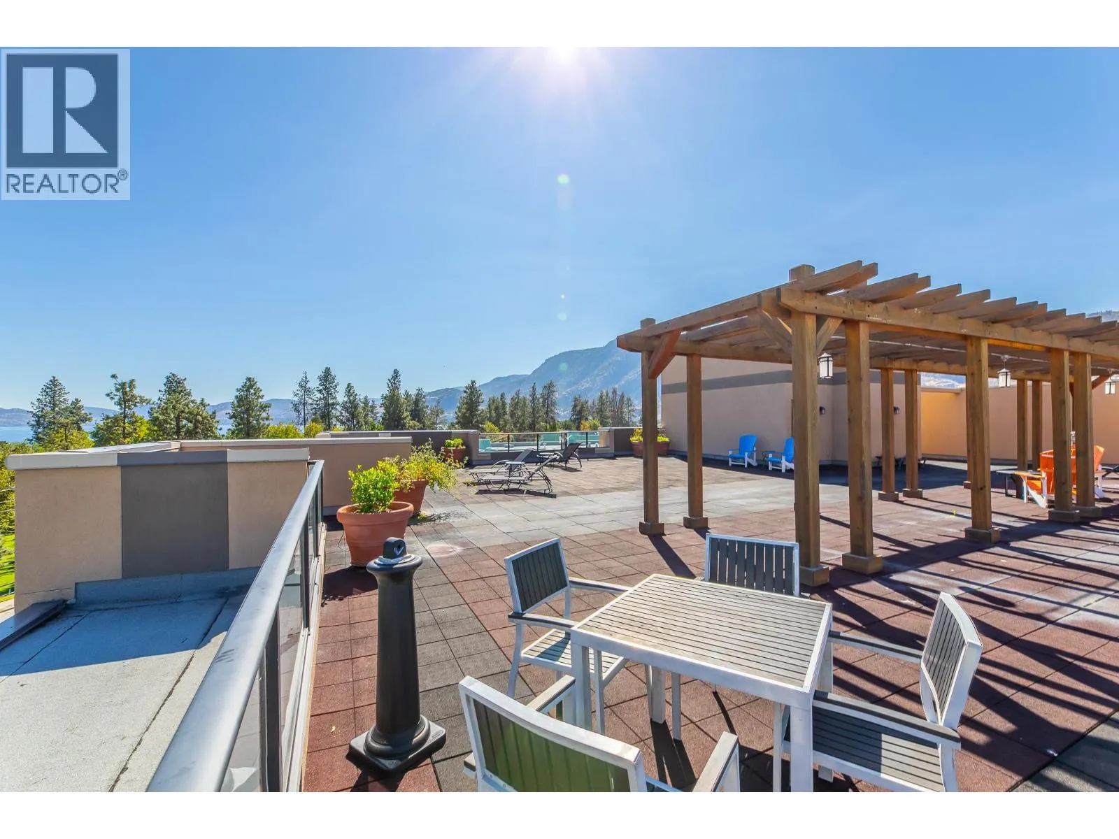3589 Skaha Lake Road Unit# 204