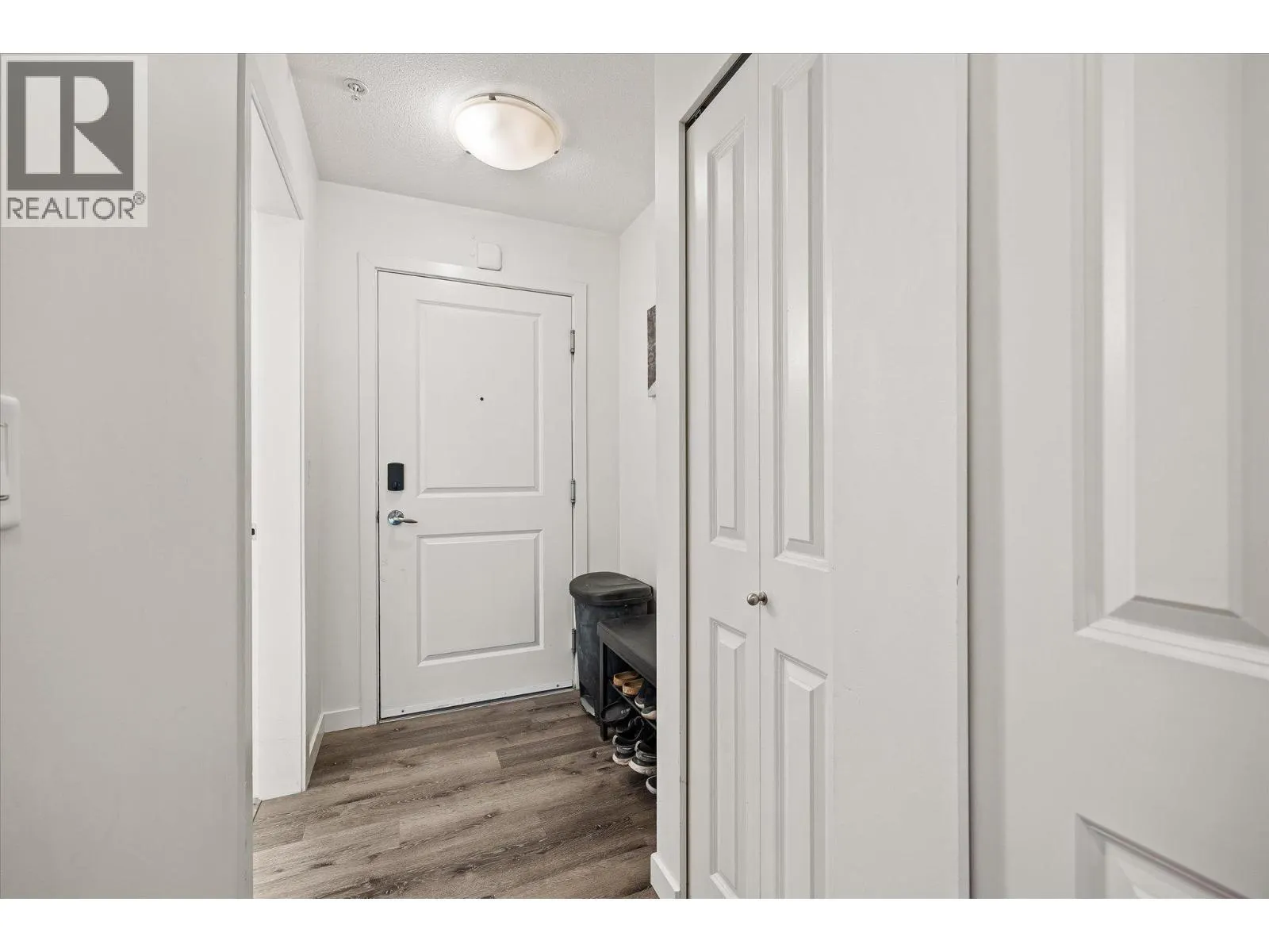 539 Yates Road Unit# 215