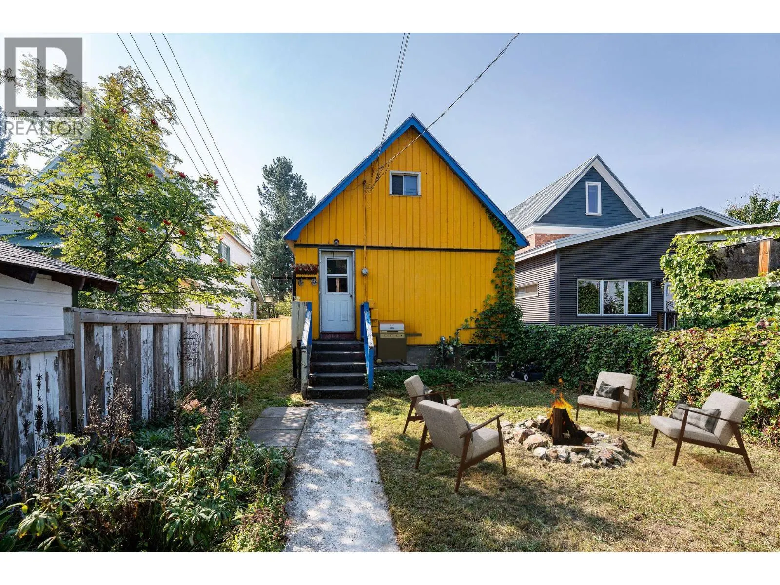 910 Second Street W