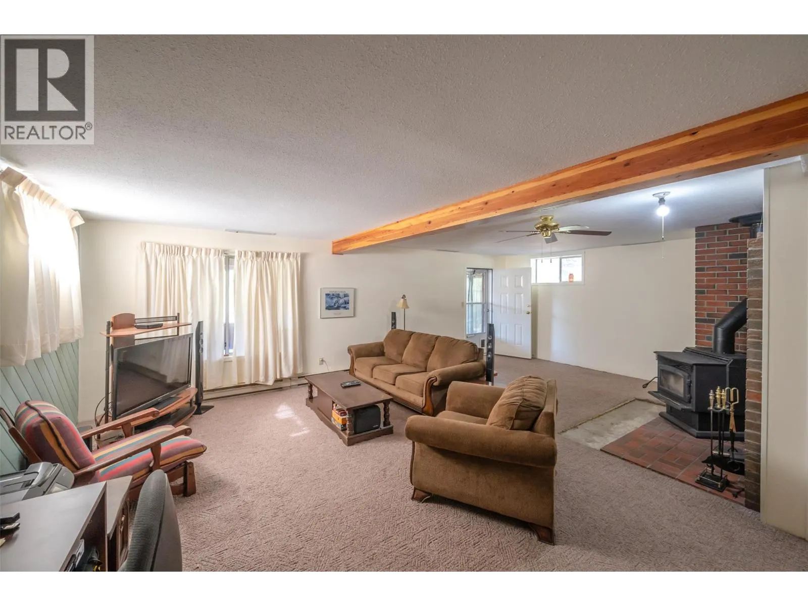 234 Twin Lakes Road