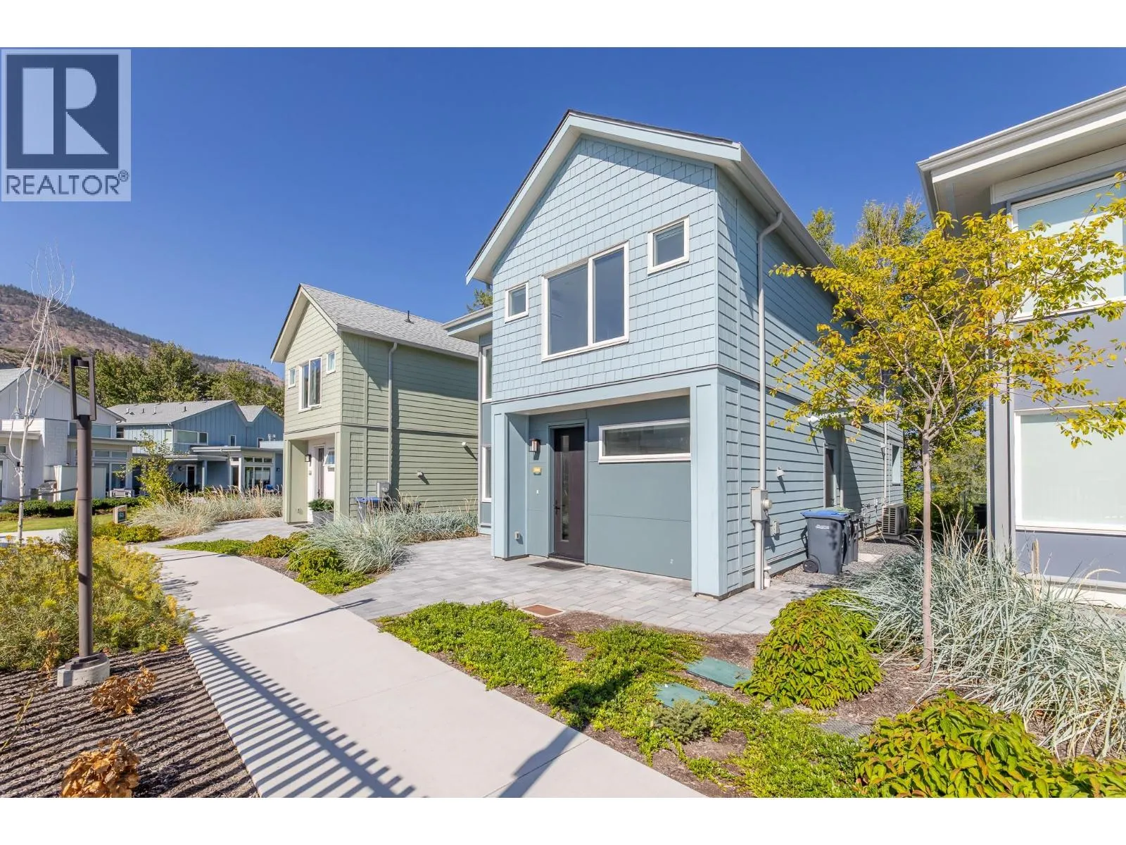 3240 Landry Crescent