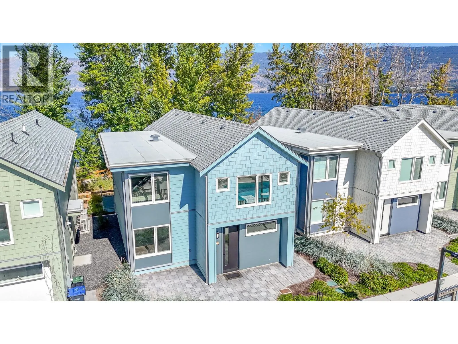3240 Landry Crescent