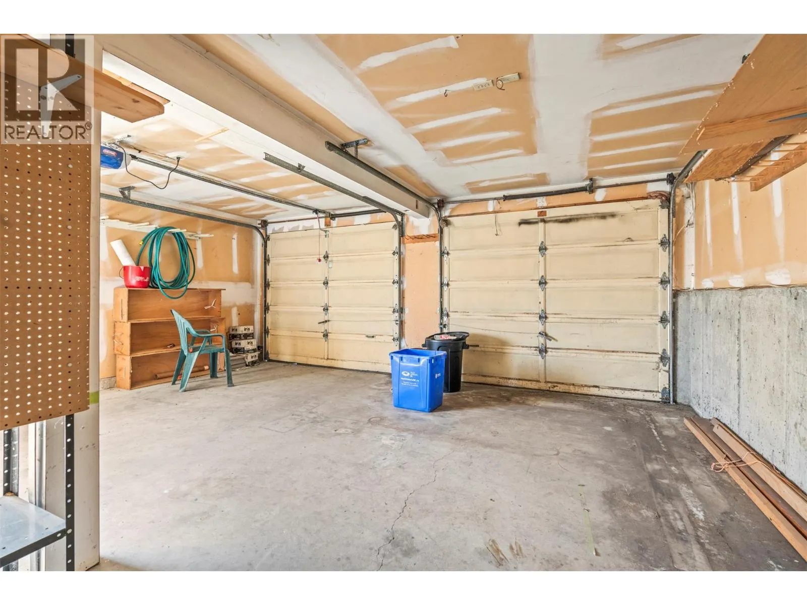 13851 Kickwillie Loop Road