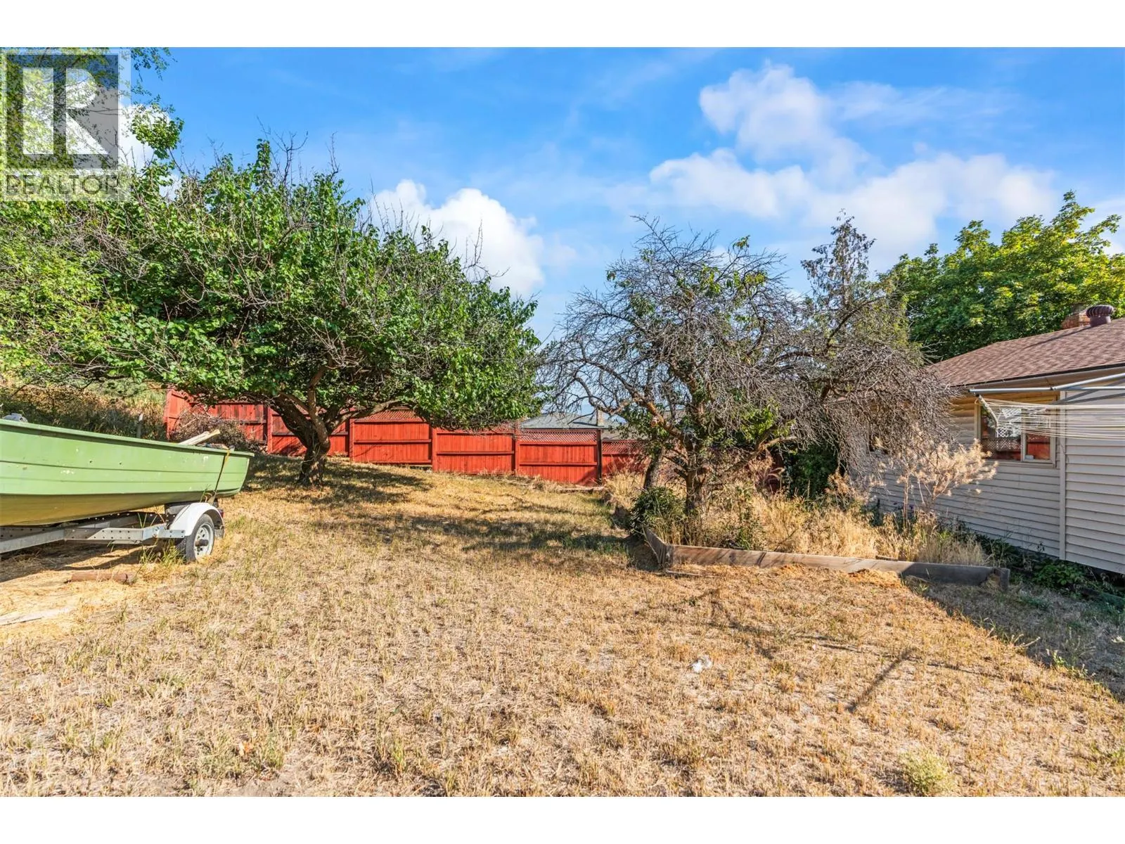 13851 Kickwillie Loop Road