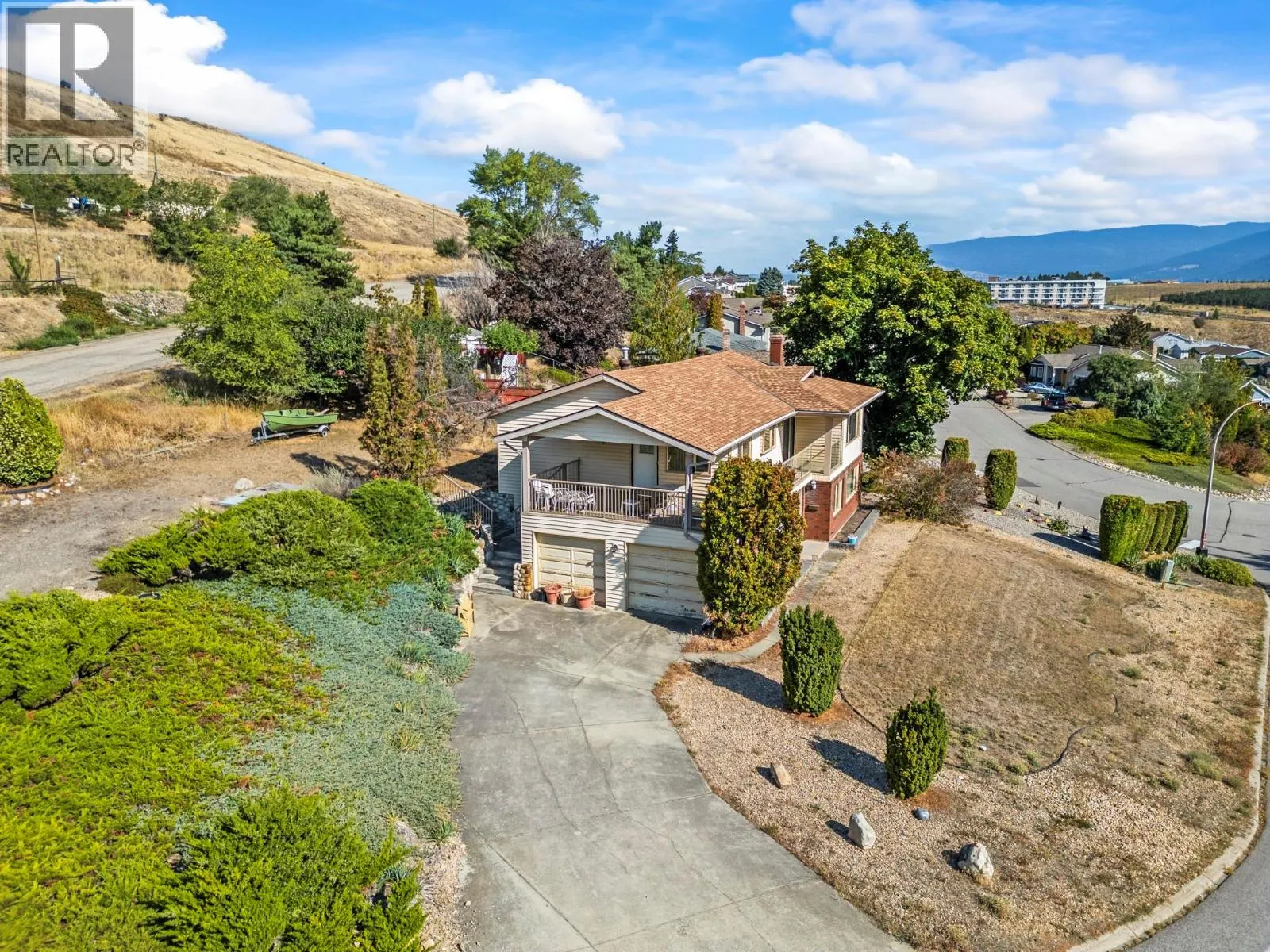 13851 Kickwillie Loop Road