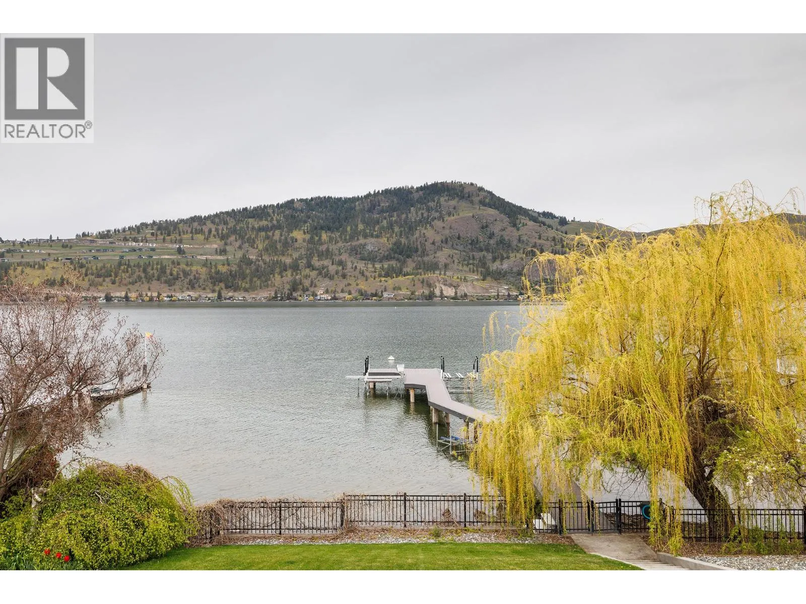 8291 Okanagan Landing Road