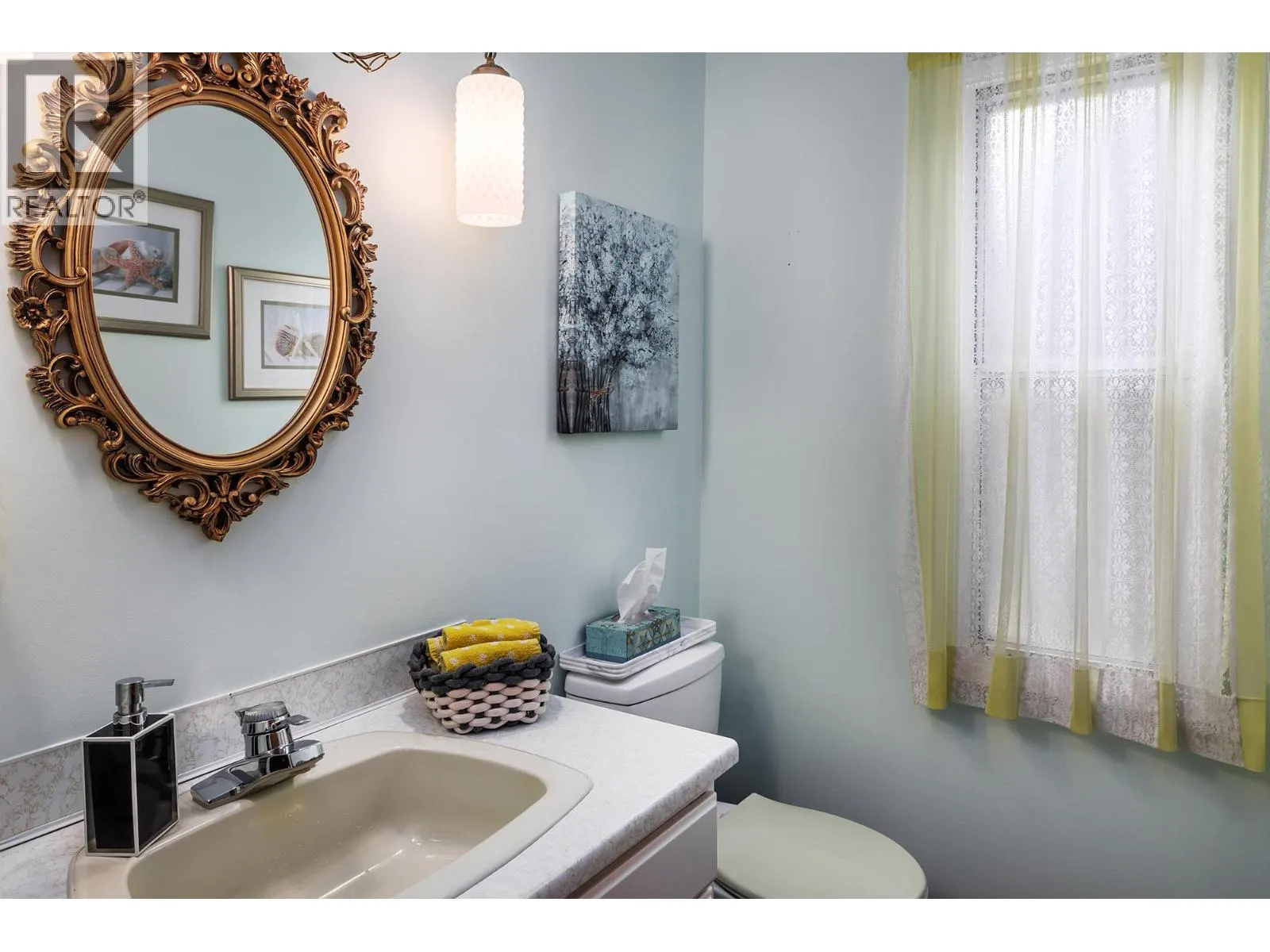 8291 Okanagan Landing Road