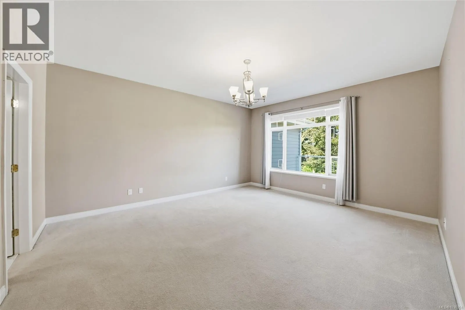 1369 Gabriola Dr