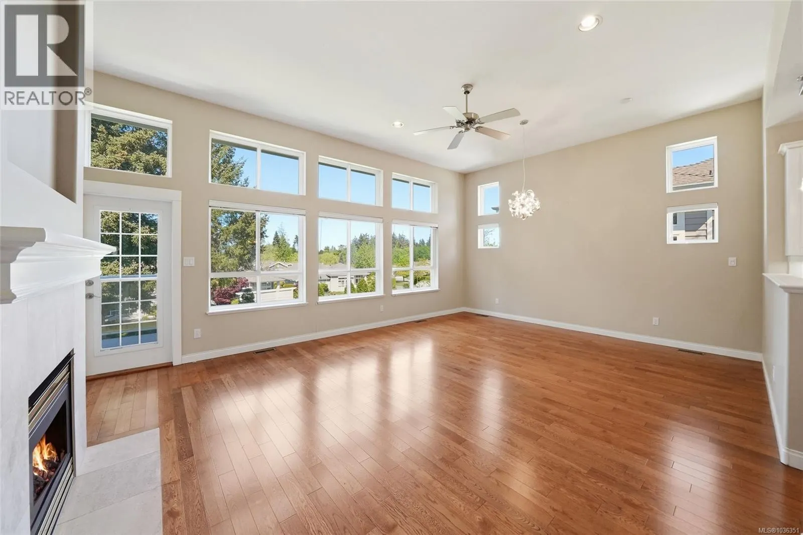 1369 Gabriola Dr