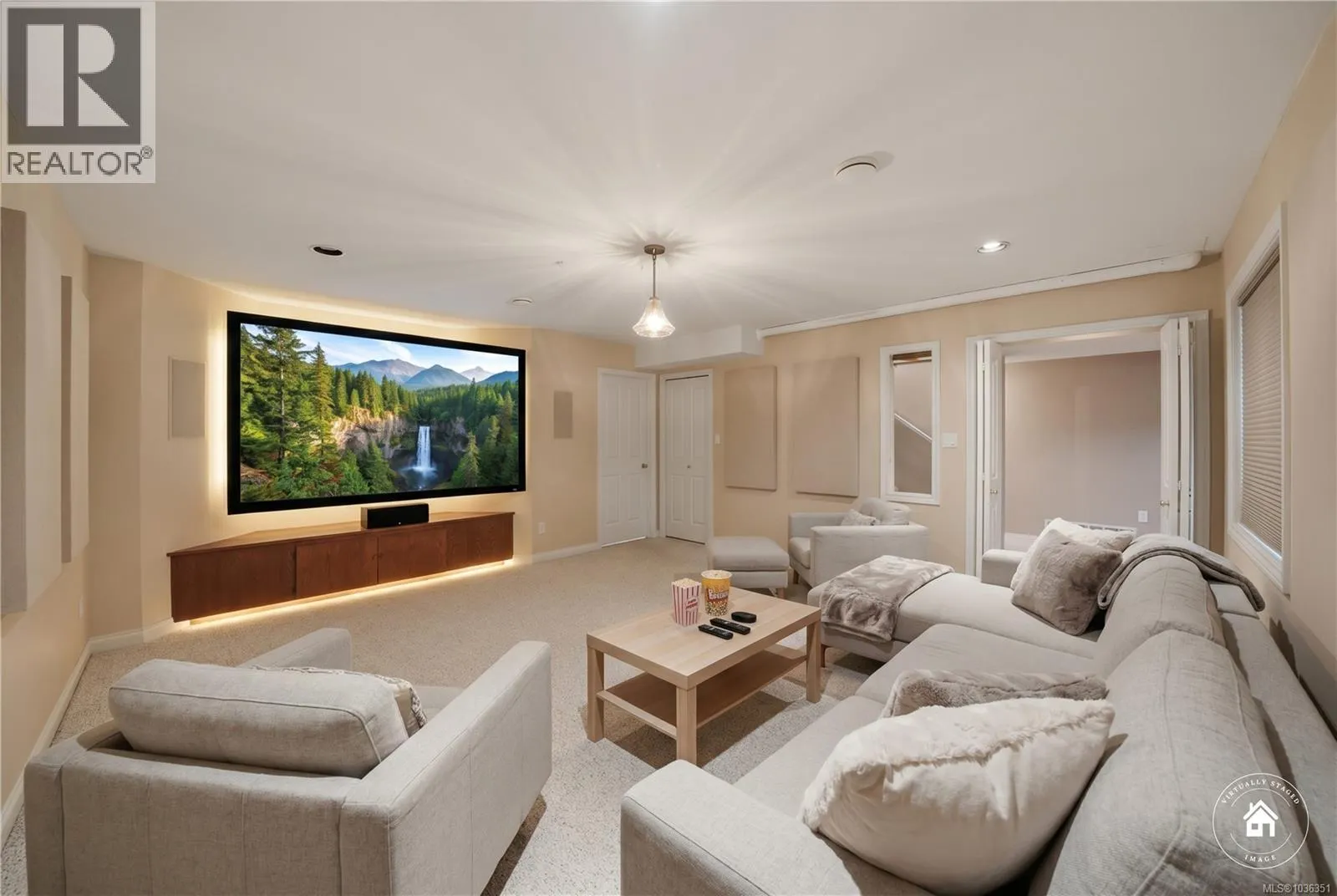 1369 Gabriola Dr