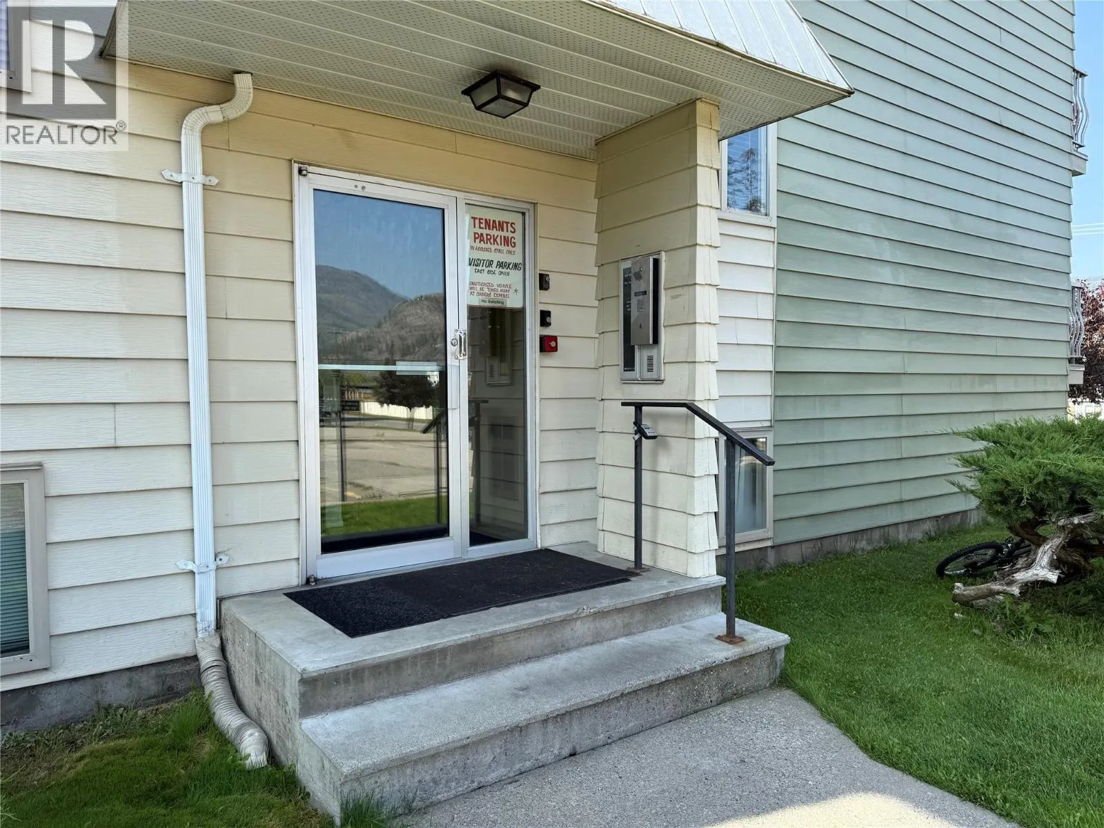 2126 68th Avenue Unit# 201