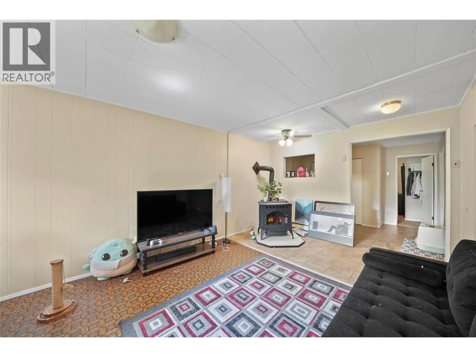 727 Grandview Bench Road