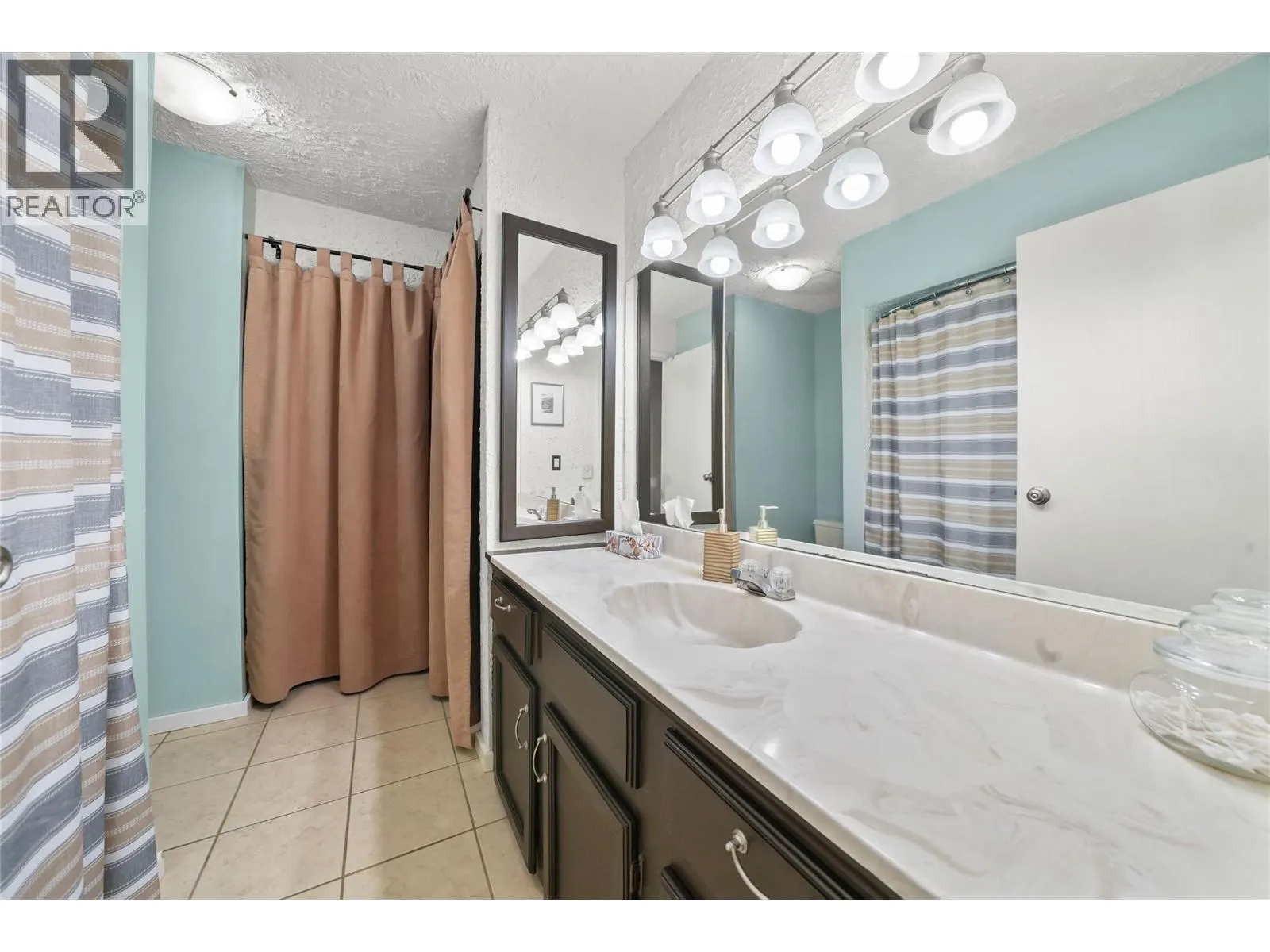 727 Grandview Bench Road