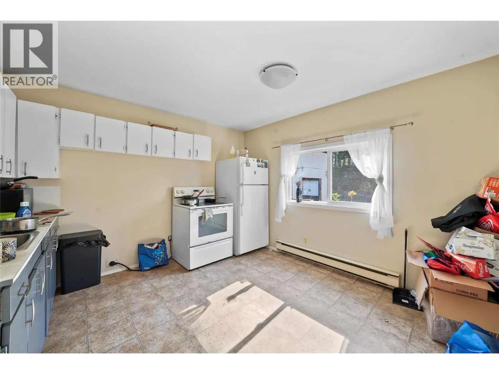 727 Grandview Bench Road