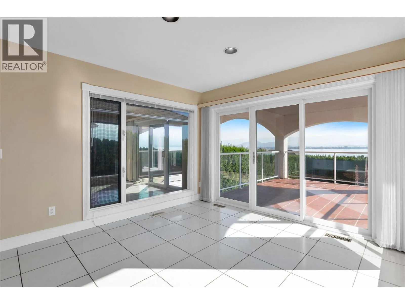 2545 Campbell Road
