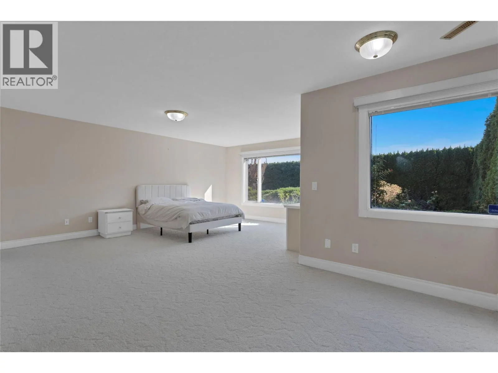 2545 Campbell Road