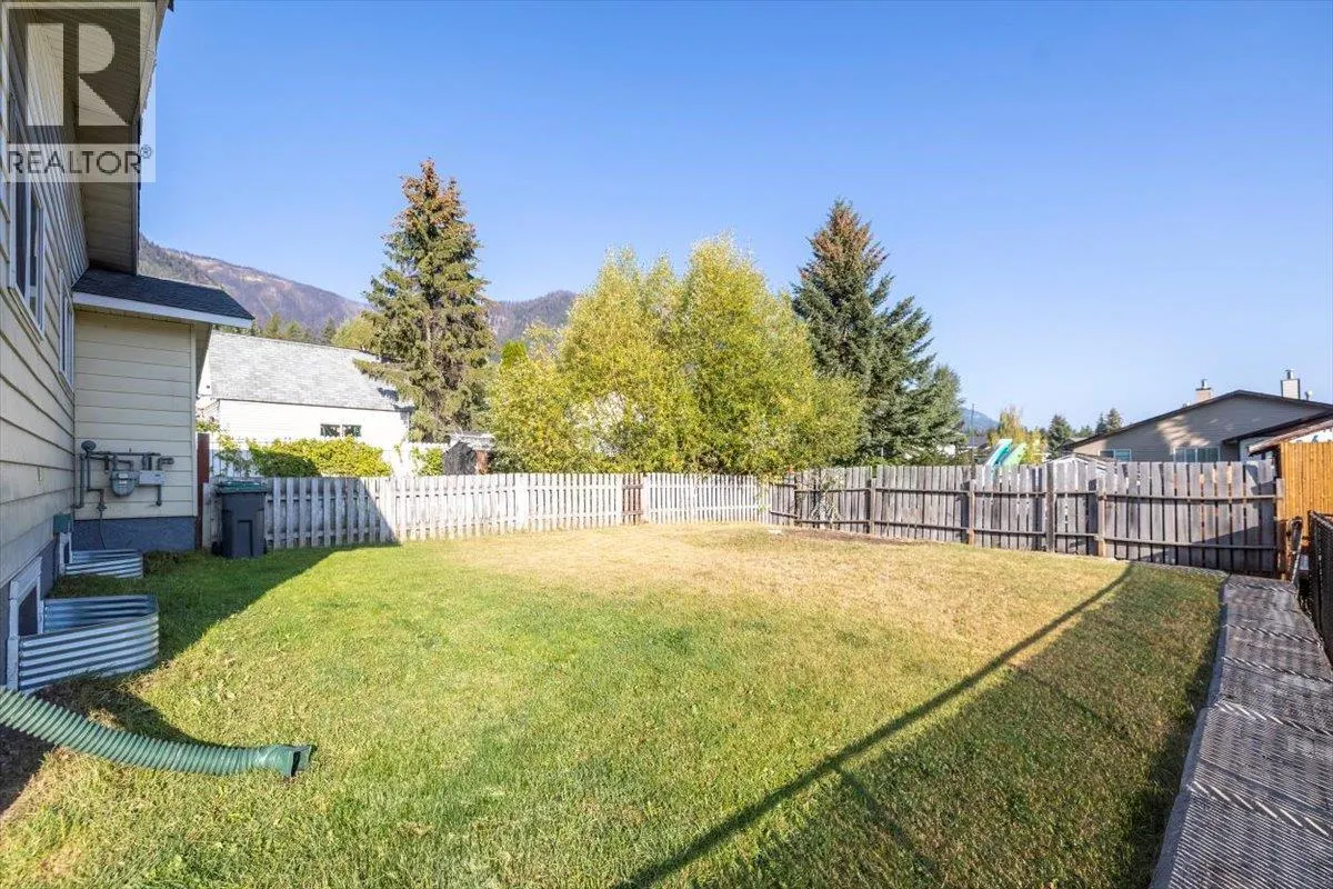 1265 PONDEROSA Drive