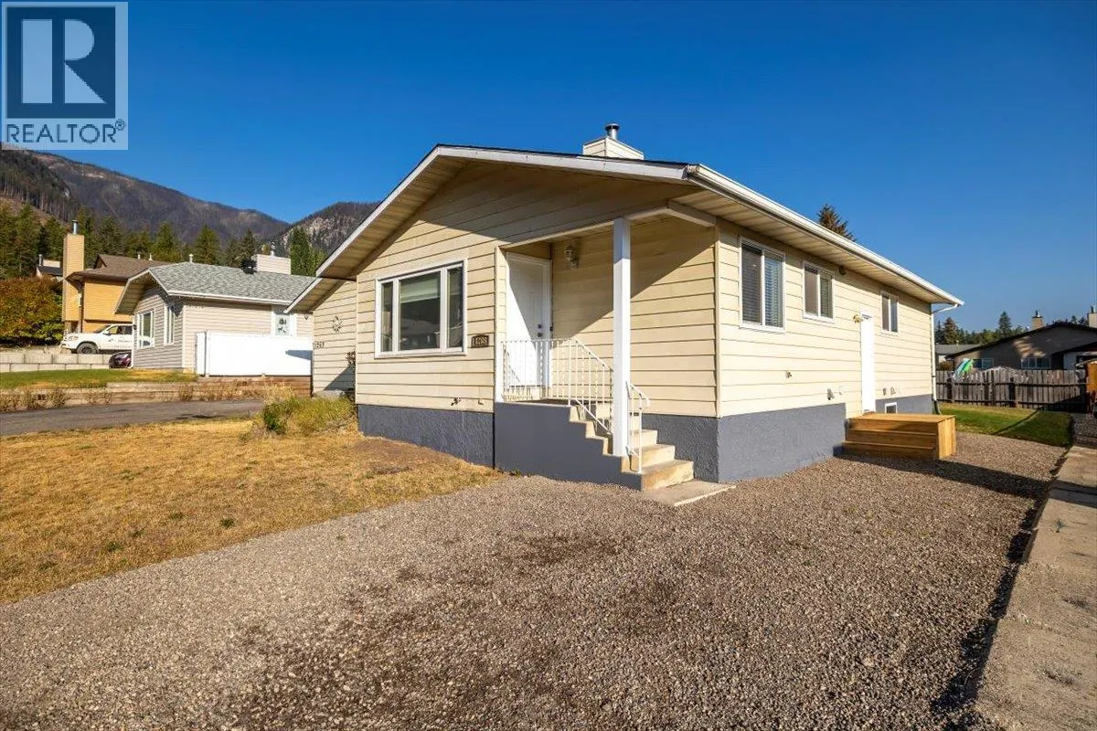 1265 PONDEROSA Drive