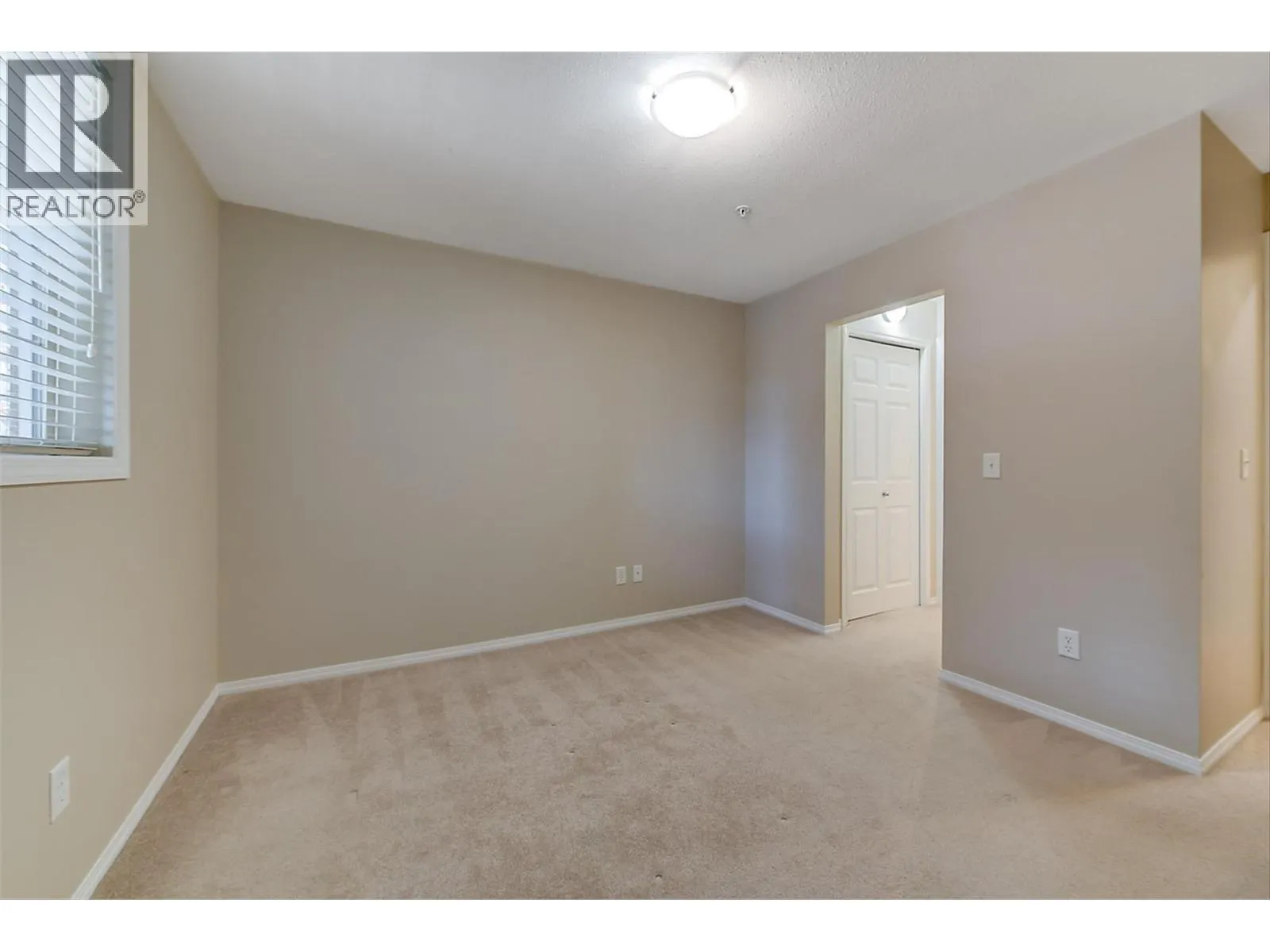 1875 Country Club Drive Unit# 1105