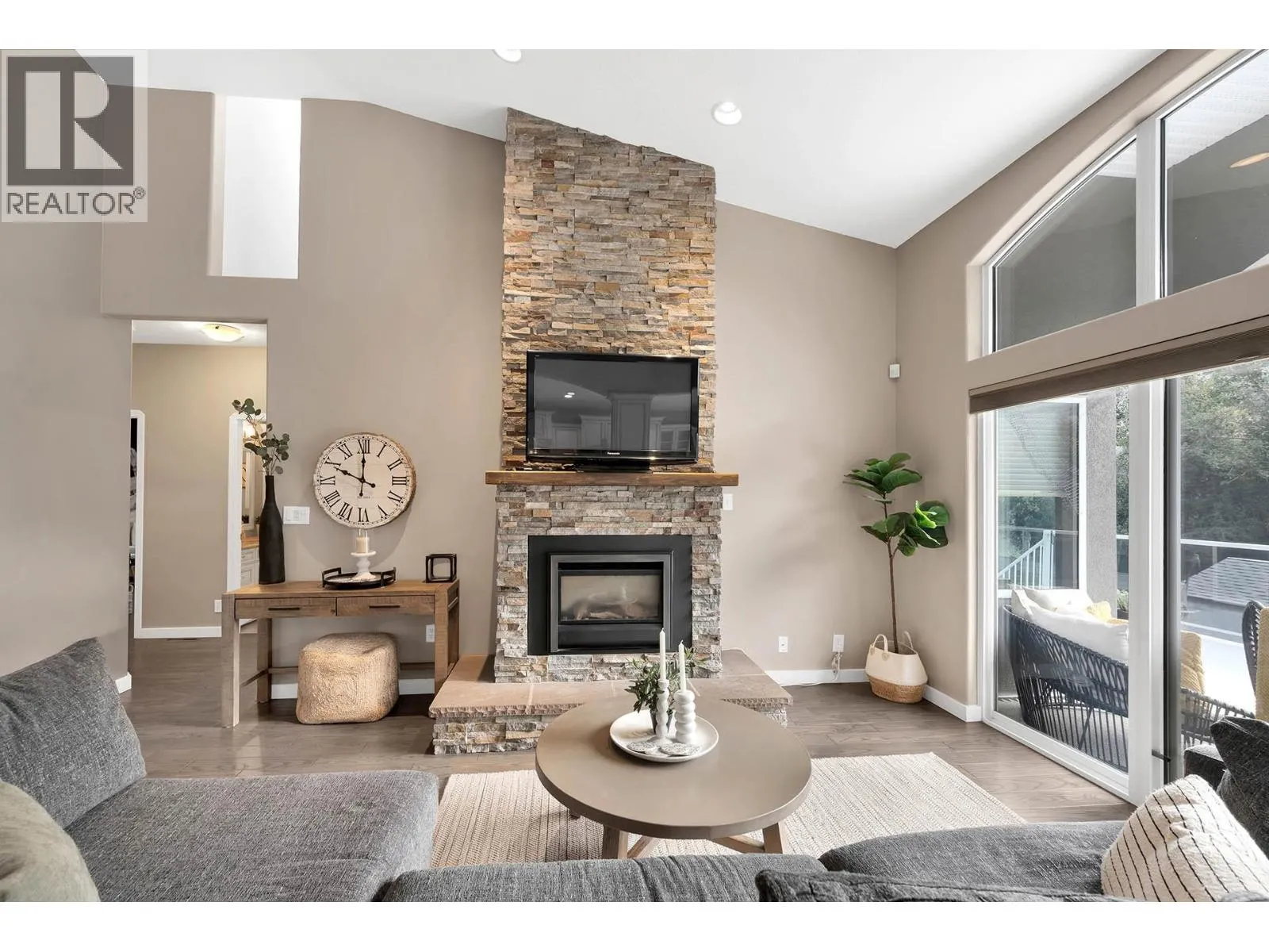 3723 Overlander Drive