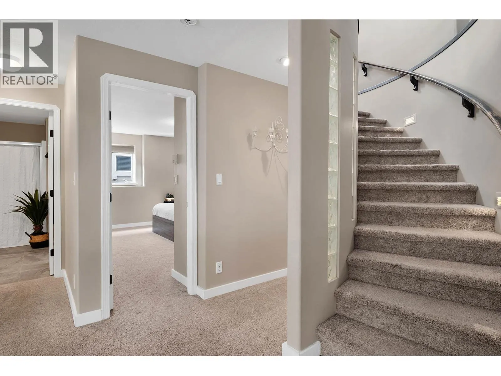 3723 Overlander Drive