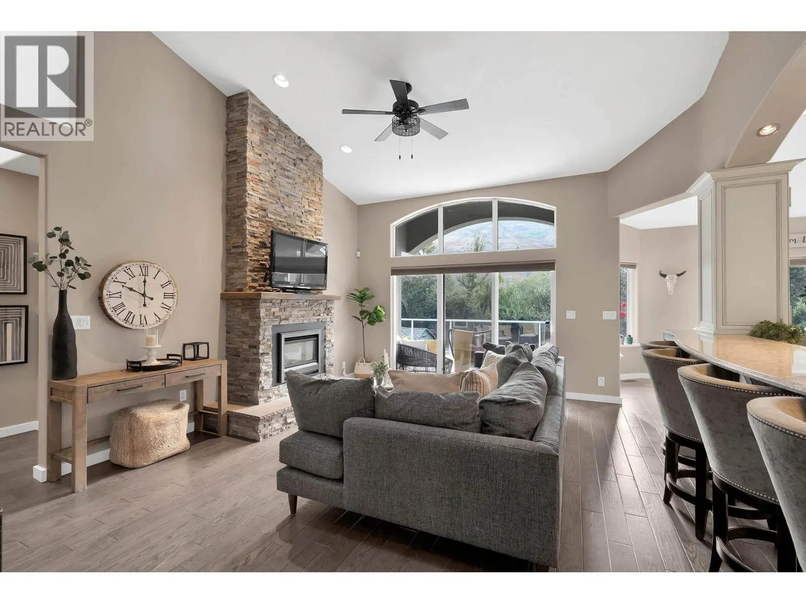 3723 Overlander Drive