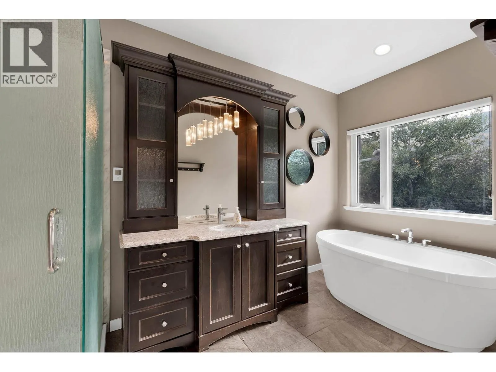 3723 Overlander Drive