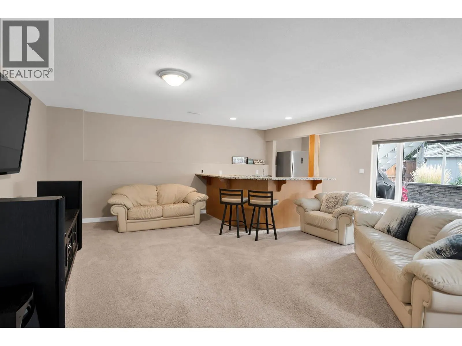 3723 Overlander Drive
