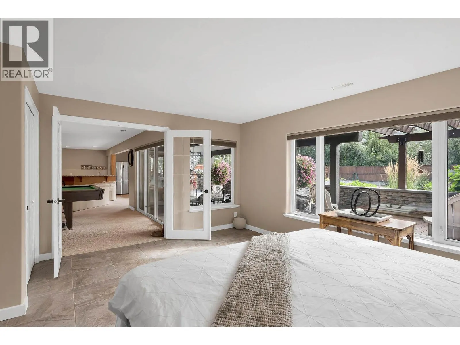 3723 Overlander Drive