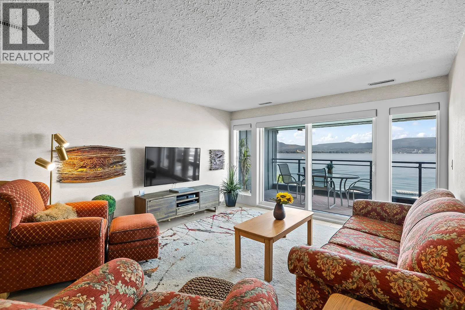 2777 Casa Loma Road Unit# 301