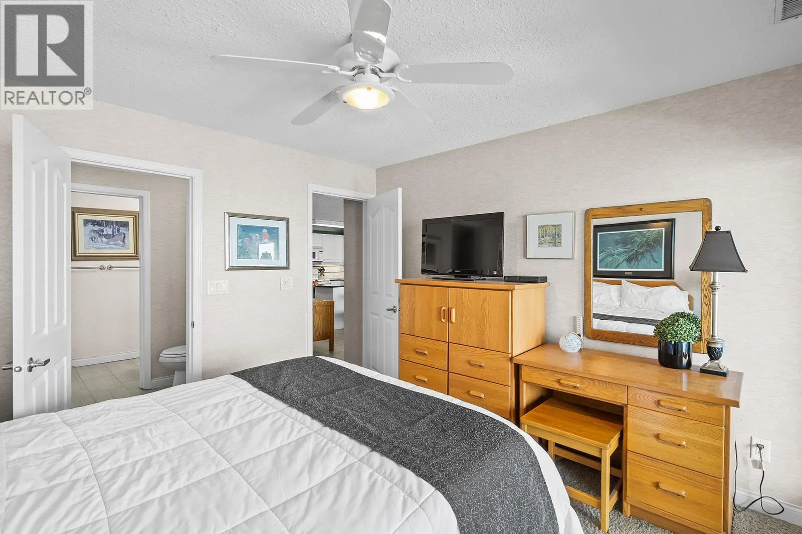 2777 Casa Loma Road Unit# 301