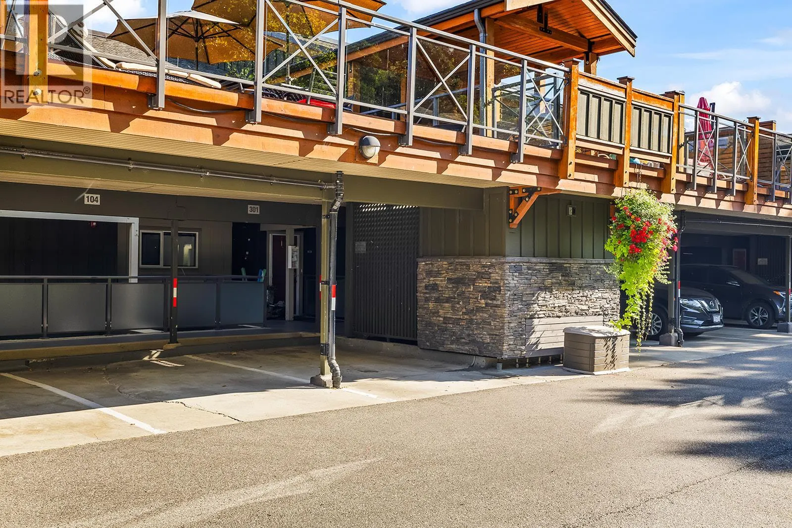 2777 Casa Loma Road Unit# 301