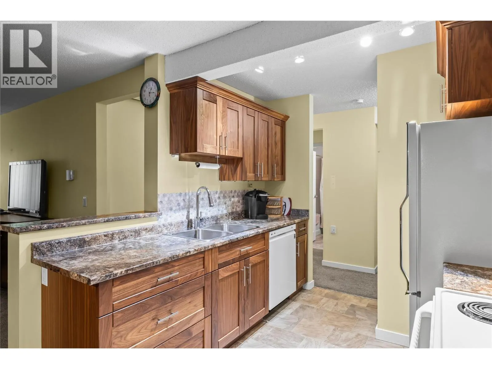 60 Wolverine Road Unit# 413