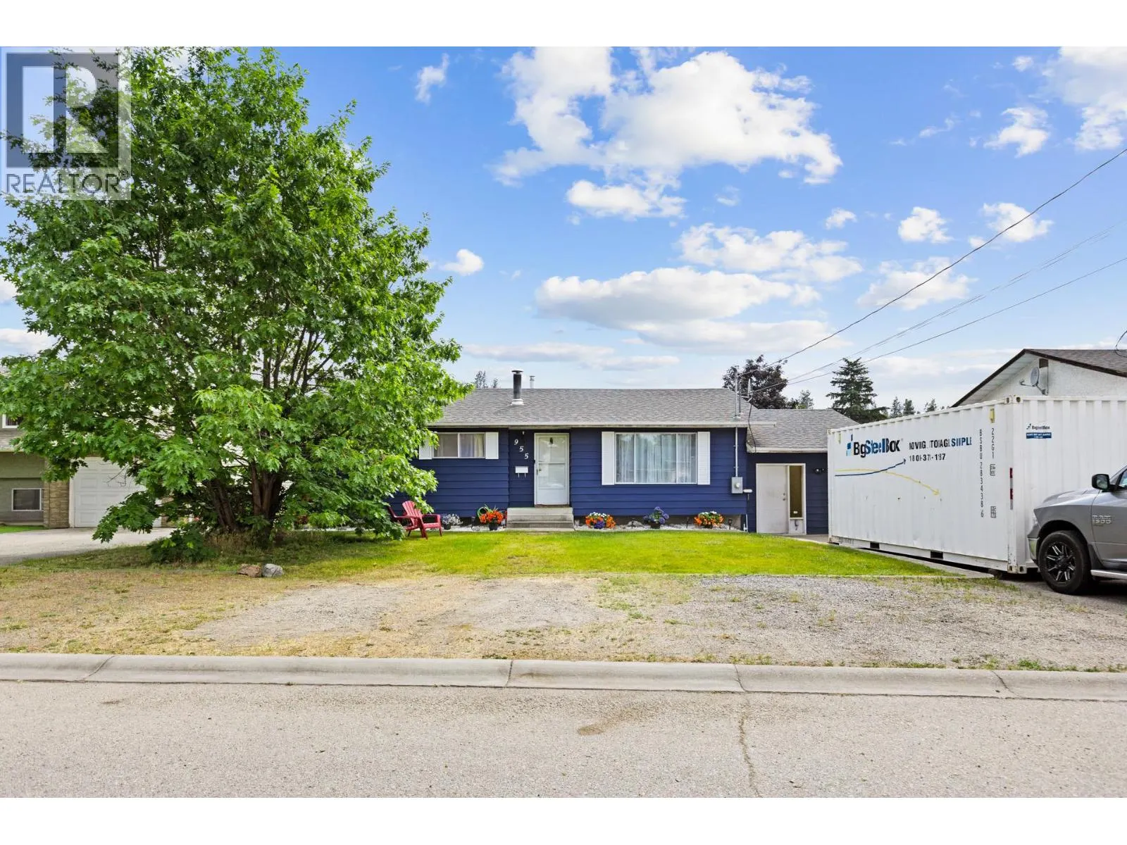 955 Hickory Road