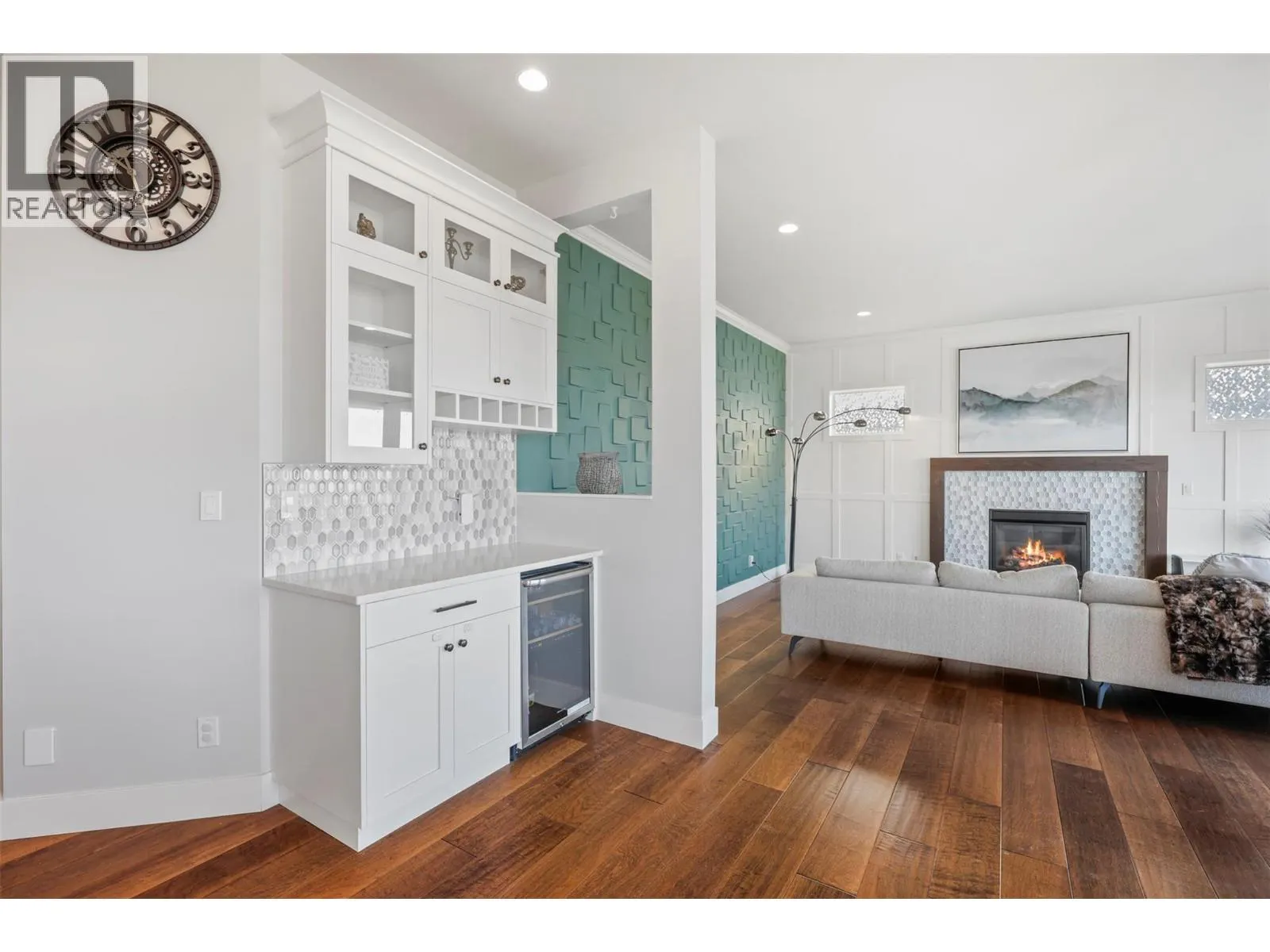 460 Azure Place Unit# 11