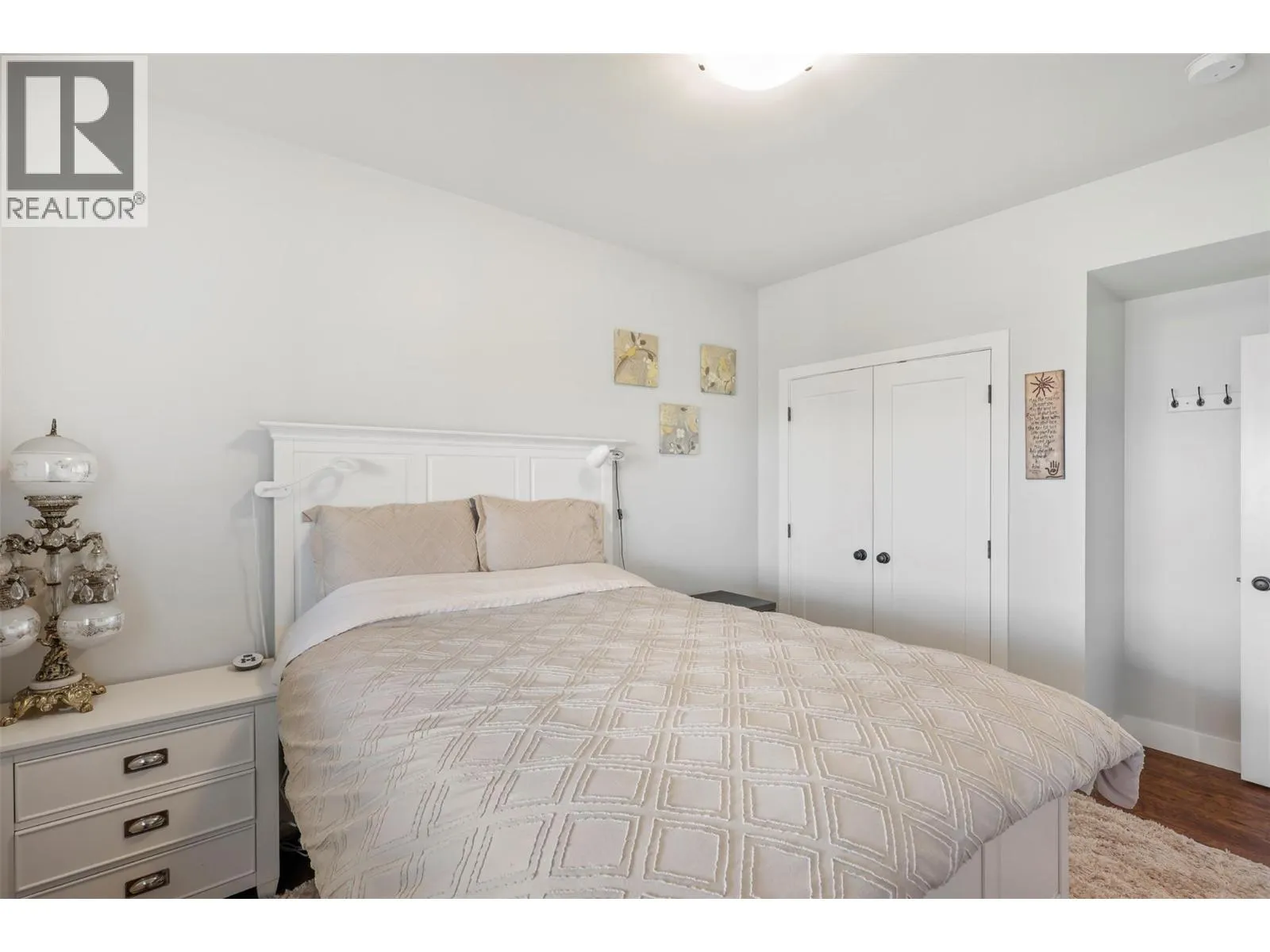 460 Azure Place Unit# 11