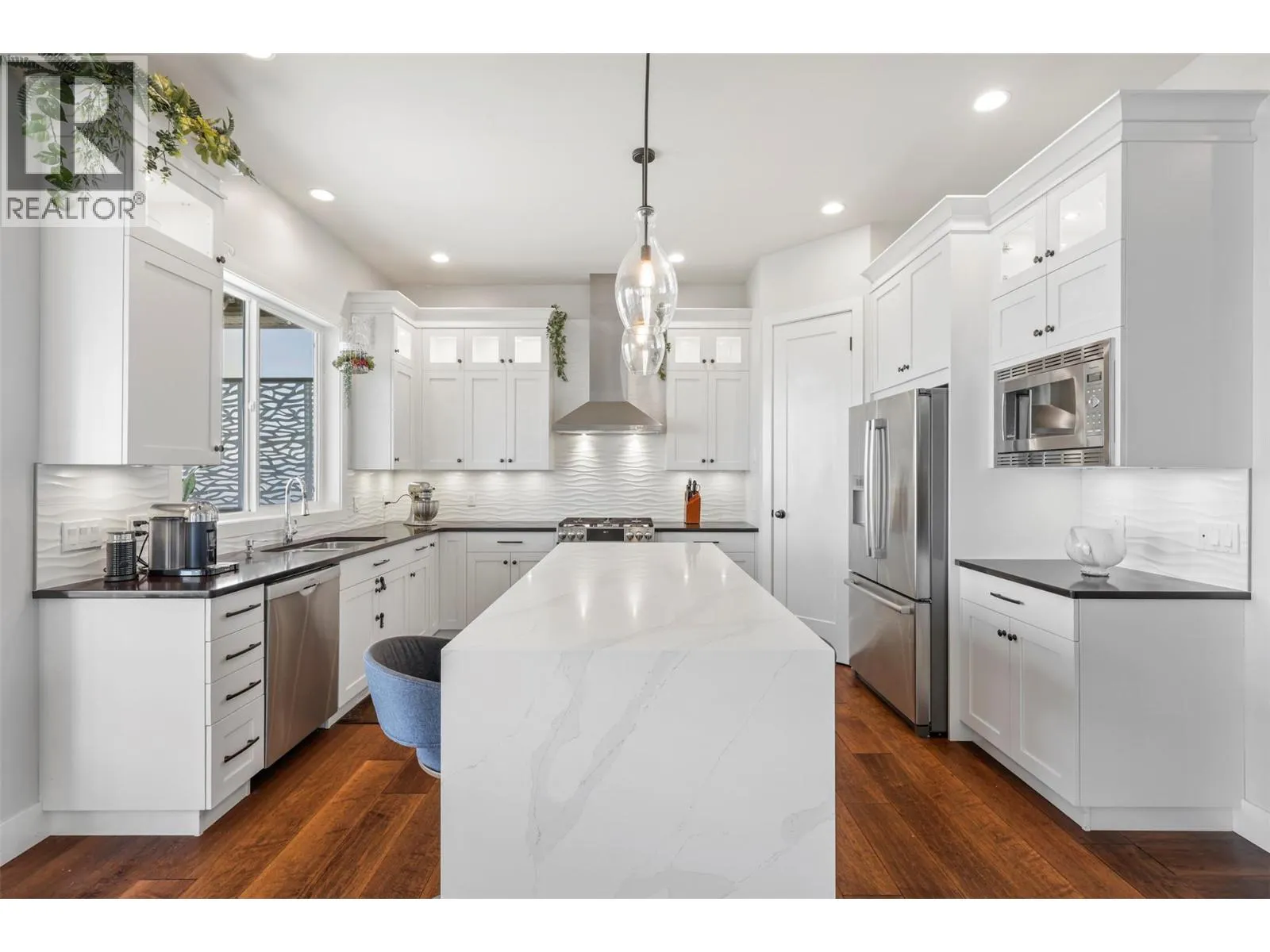 460 Azure Place Unit# 11