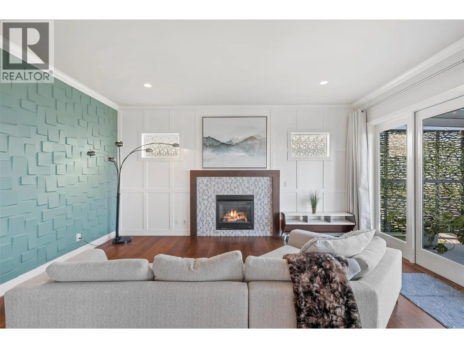 460 Azure Place Unit# 11