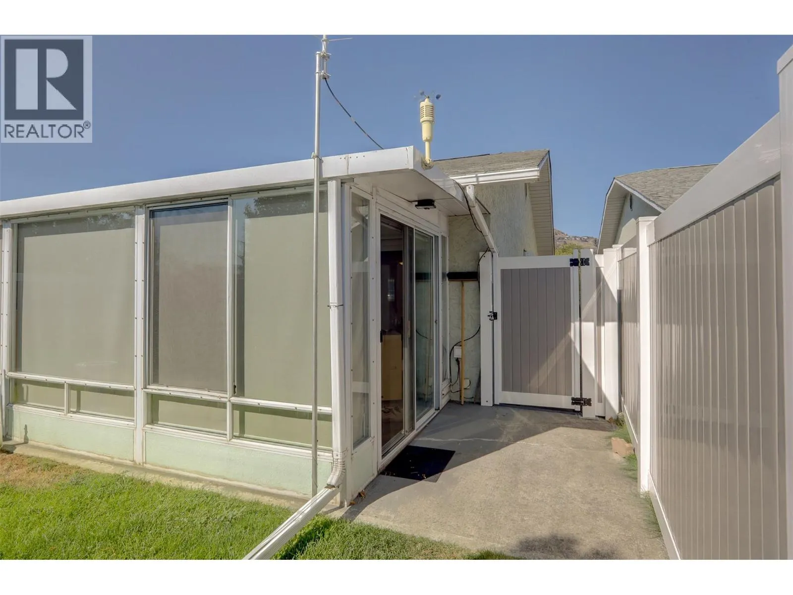3900 27 Avenue Unit# 19